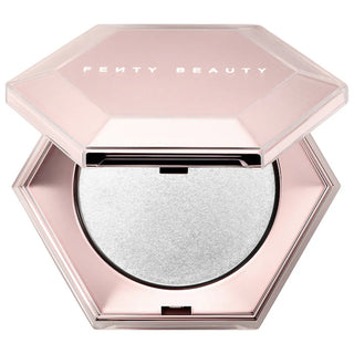 Iluminador Fenty Beauty diamond bomb How Many Carats