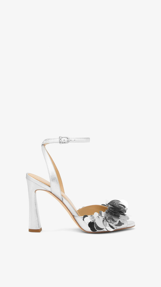 Tacon Michael Kors Loreta Sequin Embellished Metallic Sandal Plateado