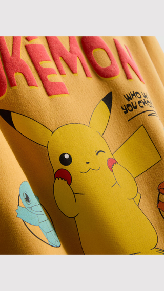 Poleron Primark Pokemon Amarillo