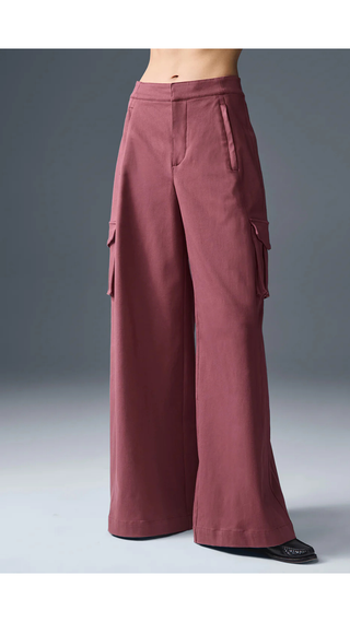 Pantalon Alo Yoga Show Off Cargo Wide Leg Trouser (Long) Burgundy Truffle