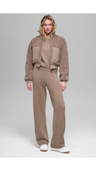 Chaqueta Alo Yoga Sherpa Cafe