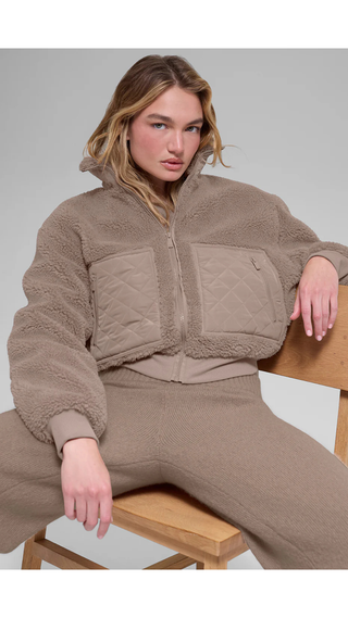 Chaqueta Alo Yoga Sherpa Cafe