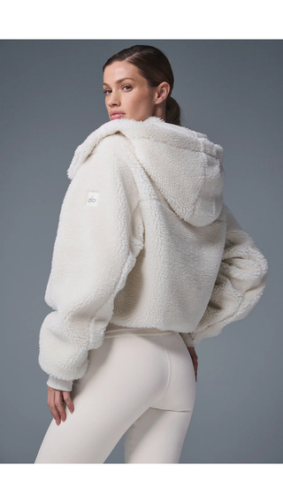 Chaqueta Alo Yoga Sherpa White