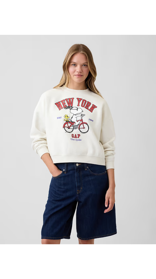 Sweater Gap Snoopy Cycling Cream