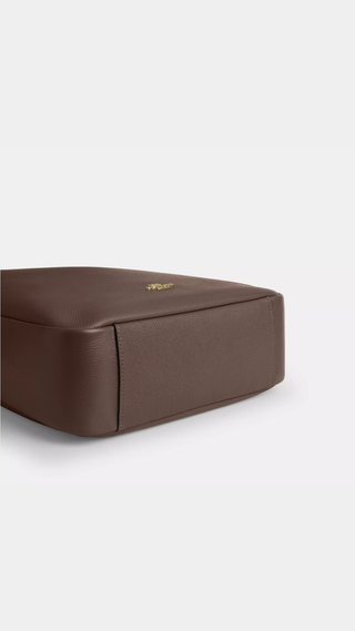 Cartera Coach Cafe