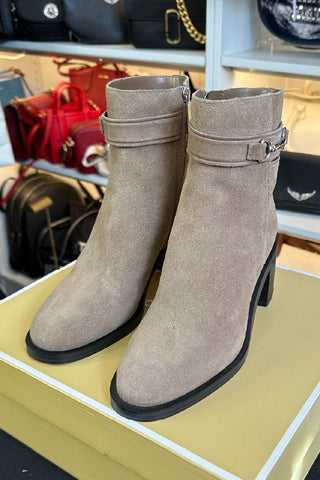 Botines Michael kors CARSON HEELED BOOTIE  LEATHER  driftwood