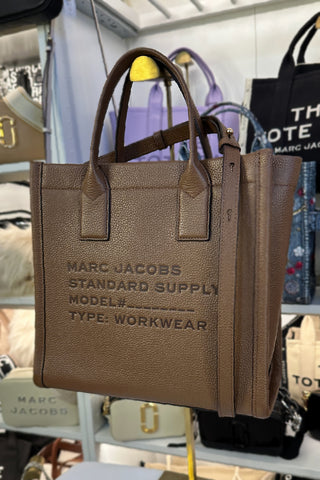 The Pebble Leather Standard Supply Tote Marc Jacobs Medium Cognac