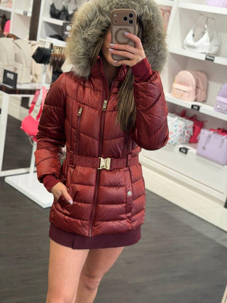 Parca Michael Kors Fall2025 Cherry Red